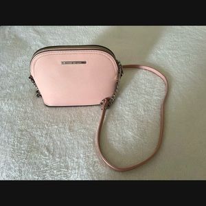 Classy Blush pink Steve Madden shoulder purse.
